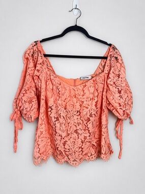 DO+BE Peach Pink Lace Puff Short Sleeve Top Size Small Feminine